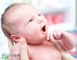 嬰兒吃藥能打預(yù)防針嗎？嬰兒吃藥影響預(yù)防針嗎？