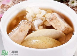 川貝燉雪梨的做法川貝放多少？川貝冰糖燉雪梨的禁忌