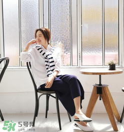 七分闊腿褲搭配什么鞋子？七分闊腿褲搭配鞋子圖片