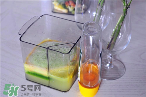 蘆筍可以榨汁嗎？蘆筍可以和什么一起榨汁