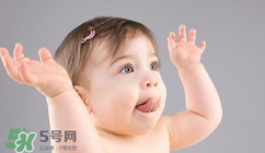 夏季寶寶長(zhǎng)痱子怎么辦？怎么預(yù)防寶寶長(zhǎng)痱子？