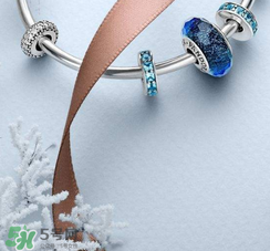 pandora繁星童話手鏈?zhǔn)鞘裁床馁|(zhì)？潘多拉繁星童話是銀的嗎？