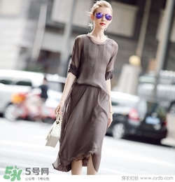 7月份穿什么衣服？七月份穿衣搭配