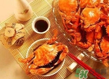 吃螃蟹可以喝牛奶嗎？吃螃蟹能喝酸奶嗎？
