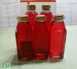 泡楊梅酒要放多少糖？泡楊梅酒放多少冰糖？