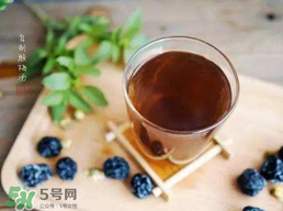 酸梅湯不能和什么一起吃？酸梅湯和什么食物相克？