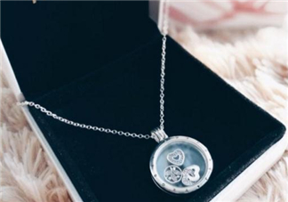 pandora項鏈掉色嗎？潘多拉項鏈會不會掉色？