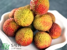 黑葉荔枝和妃子笑哪個(gè)好吃？黑葉荔枝和妃子笑的區(qū)別
