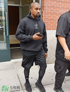 adidas yeezy 350 v2反轉(zhuǎn)奧利奧配色諜照曝光好看嗎？