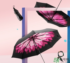 蕉下太陽傘怎么收？蕉下小黑傘太陽傘怎么打開？