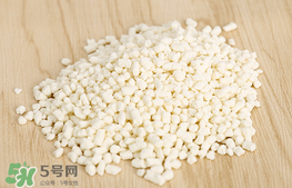 美林菊花晶可以和奶粉一起喝嗎？美林菊花晶可以加在奶里嗎？