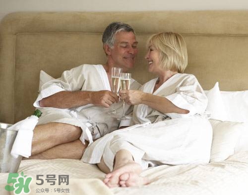絕經(jīng)后還有性需求嗎？絕經(jīng)后性生活會(huì)懷孕嗎？