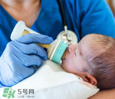 早產(chǎn)兒智力低下的表現(xiàn)是怎樣的？早產(chǎn)兒智力會低下嗎？