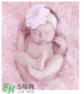 早產(chǎn)兒要喝早產(chǎn)兒奶粉嗎？早產(chǎn)兒最好喝什么奶？