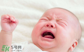 早產(chǎn)兒幾個月可以添加輔食？早產(chǎn)兒添加輔食需要延遲嗎？