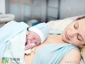 早產(chǎn)兒的發(fā)育和正常嬰兒一樣嗎？早產(chǎn)兒發(fā)育會遲緩嗎？