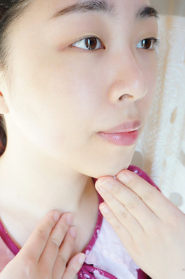 ysl按摩棒怎么用？ysl按摩棒使用方法