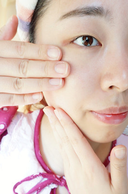 ysl按摩棒怎么用？ysl按摩棒使用方法