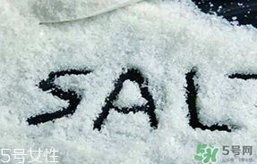 食鹽中的亞鐵氰化鉀是什么東西？亞鐵氰化鉀對(duì)身體有害嗎