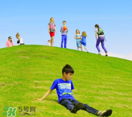 暑假旅游性價比最高的地方是哪里？2017暑假去哪里旅游便宜？