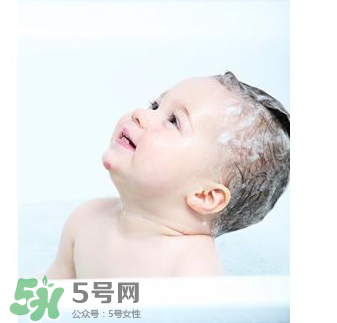 寶寶能用艾葉水洗澡嗎？嬰兒能用艾葉水洗澡嗎？