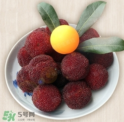 楊梅發(fā)霉了還能吃嗎？吃了發(fā)霉的楊梅會怎樣？