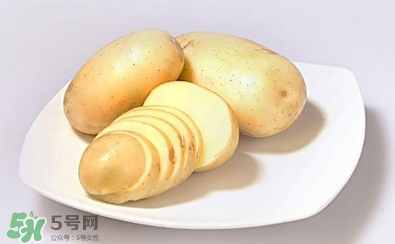 芭蕉能和土豆一起吃嗎？土豆可以和芭蕉一起吃嗎
