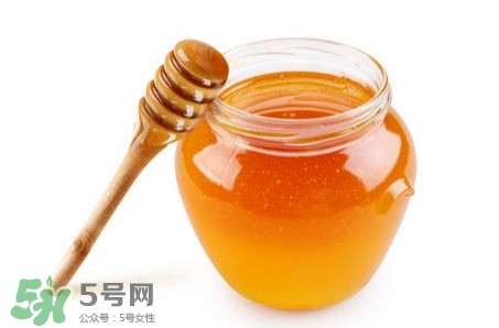 芭蕉能和蜂蜜一起吃嗎？蜂蜜可以和芭蕉一起吃嗎