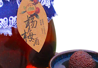 楊梅酒放糖好還是不放糖好？楊梅酒放什么糖好？