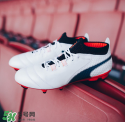puma one足球鞋什么時候發(fā)售？彪馬首款足球鞋發(fā)售時間