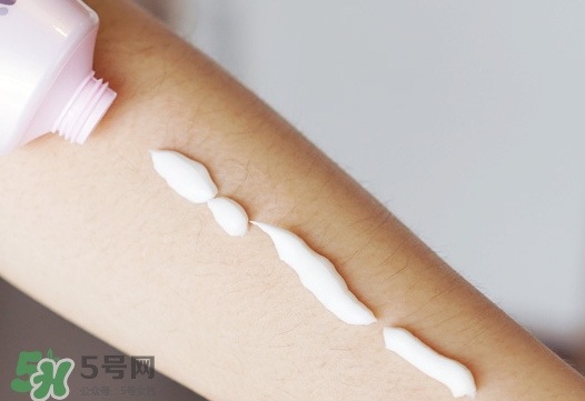 mistine脫毛膏怎么用？mistine脫毛膏使用方法
