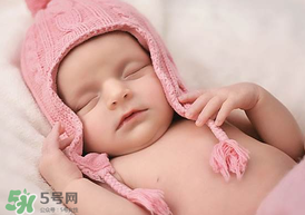寶寶睡覺打鼾怎么回事？寶寶睡覺打鼾正常嗎？