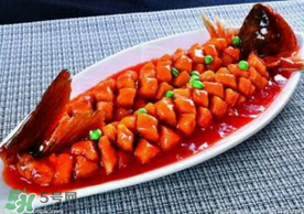 松鼠魚怎么改刀？松鼠魚的改刀過程圖