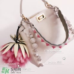 fendi小菠蘿毛球掛件多少錢？芬迪菠蘿毛球價(jià)格