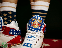 ewing 33 hi 4th of july獨(dú)立日配色運(yùn)動鞋多少錢？