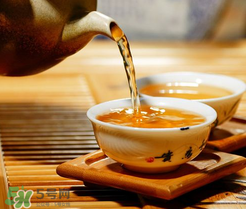 喝茶能吃杏嗎？喝茶可以吃杏嗎？