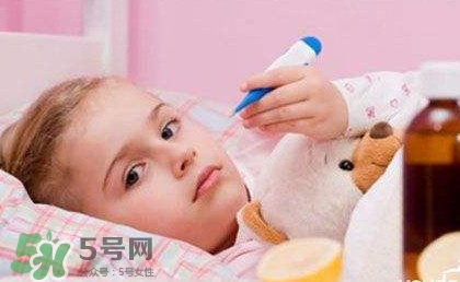 感冒藥可以放在奶粉一起喝嗎？感冒藥能和奶粉一起喝嗎