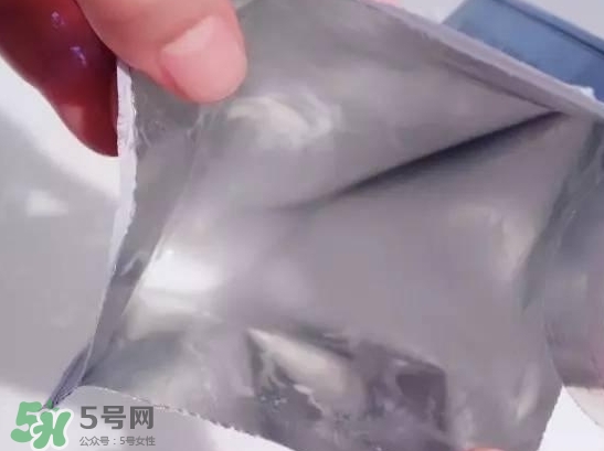 艾醫(yī)生草本絲絨面膜怎么用？艾醫(yī)生草本絲絨面膜要洗嗎