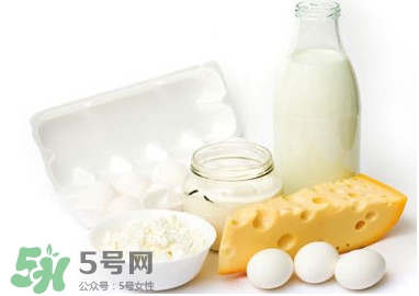 脫脂牛奶熱量高嗎？脫脂牛奶會(huì)發(fā)胖嗎