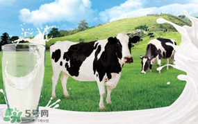 脫脂奶粉什么時候喝最好？脫脂奶粉什么時候喝？