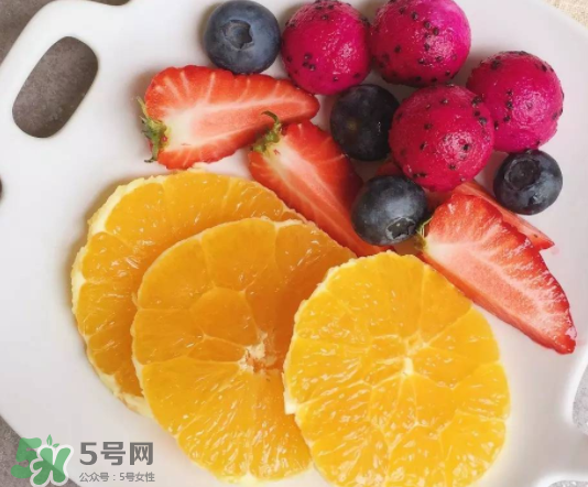 藍莓和橙子能一起吃嗎？藍莓和橙子一起吃好嗎？