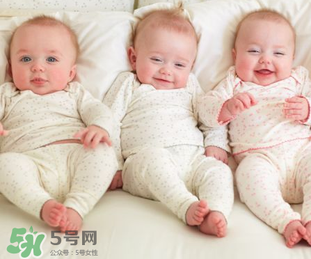母乳喂養(yǎng)胸會(huì)變小嗎？母乳喂養(yǎng)胸會(huì)不會(huì)變小？