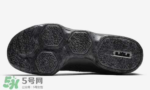 nike lebron 14 low triple black純黑配色多少錢？