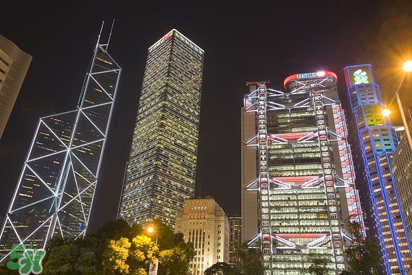 8月份去香港穿什么？八月份去香港穿什么衣服