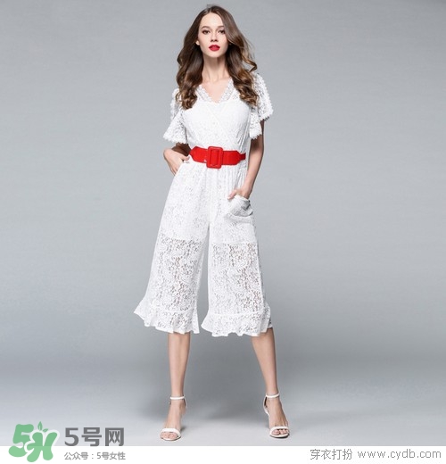 8月份穿什么衣服？八月份穿衣搭配