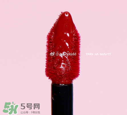 ysl黑管唇釉413是什么顏色？ysl圣羅蘭黑管唇釉413試色