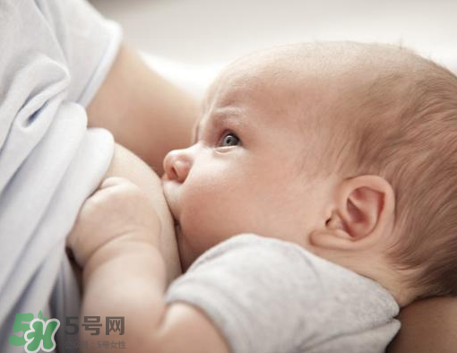 八月份可以斷奶嗎？8月份可以斷奶嗎？