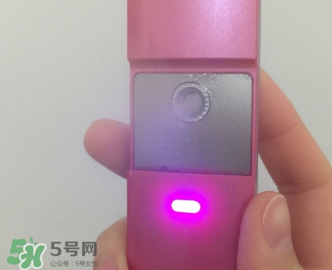 補水儀可以帶水充電嗎？補水儀怎么充電