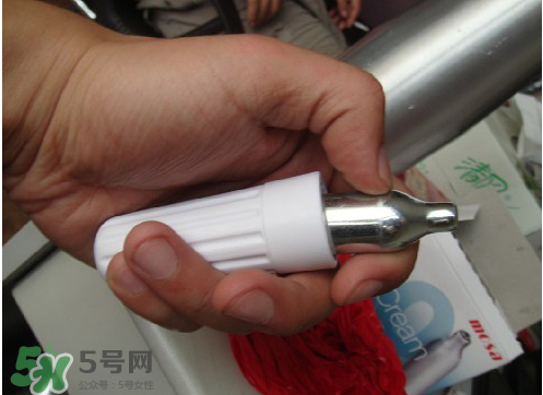 笑氣怎么玩？笑氣怎么用？