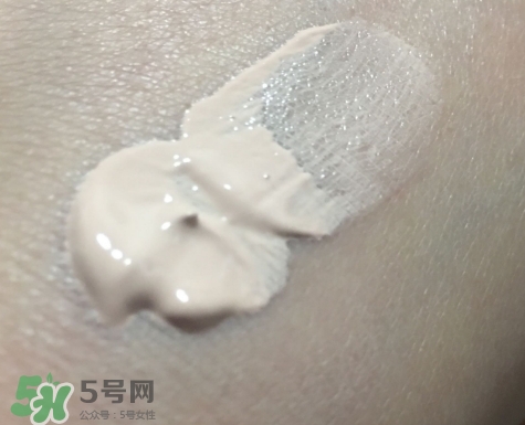 zeesea滾輪bb霜怎么樣？zeesea滾輪bb霜好用嗎